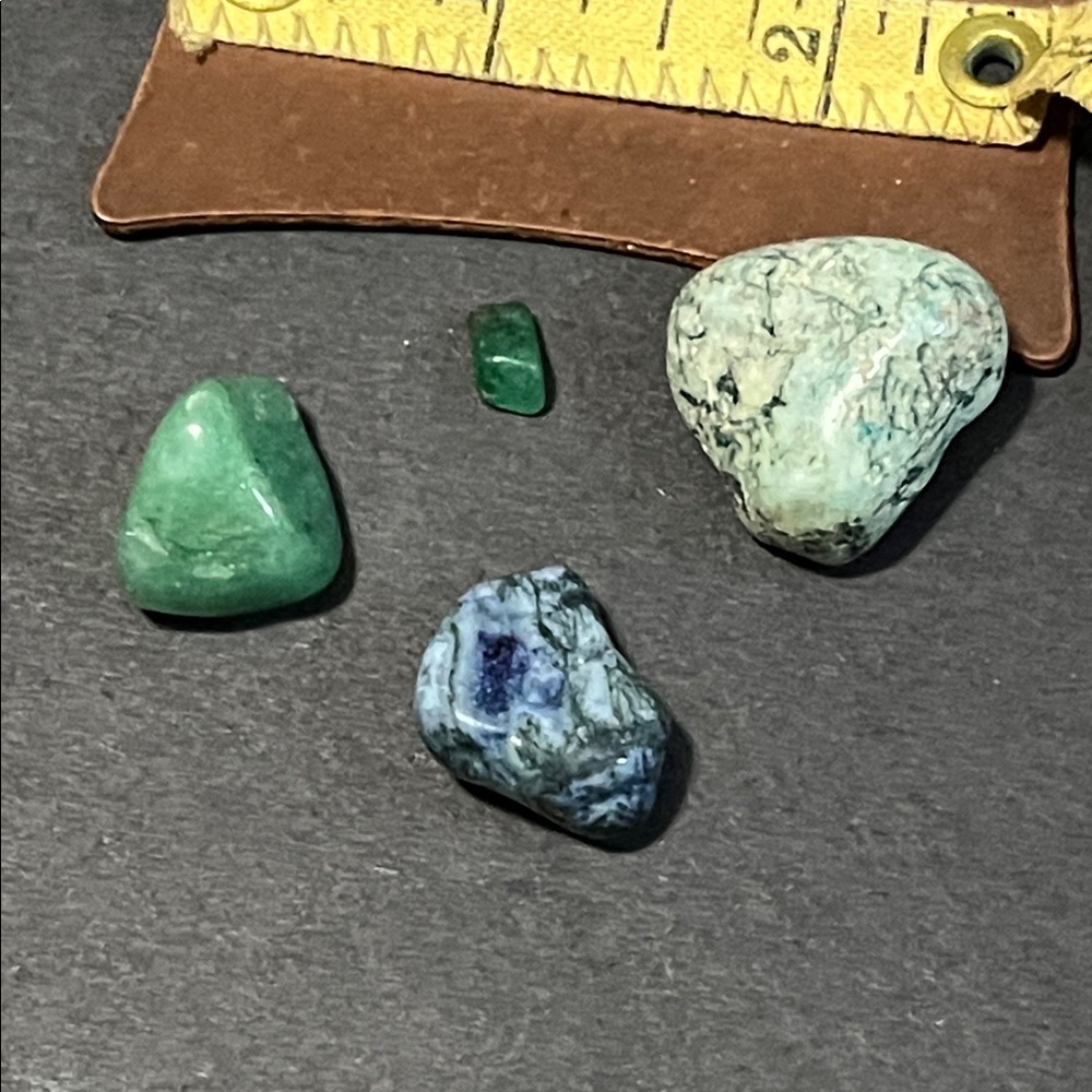 Elegant Green and Blue Stone Necklace pendant